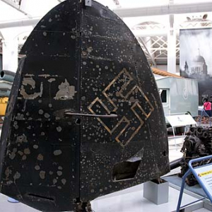 Duxford. Muzeum wojenne. (Flying Experiences at The Imperial War Muzeum)