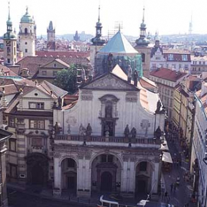 Praga, widok z wieży mostu Karola