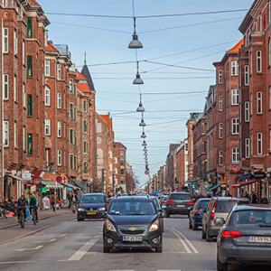 Kopenhaga (Dania). Ruch na ulicy Amagerbrogade