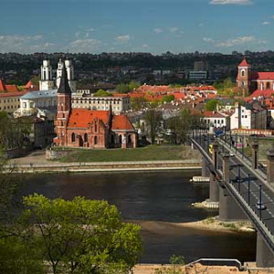 Litwa-Kowno (Kaunas). Panorama ze wzgórza Aleksotas.