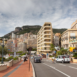 Monaco, 15.09.2015 r. panorama na ulice Avenue Ostende.