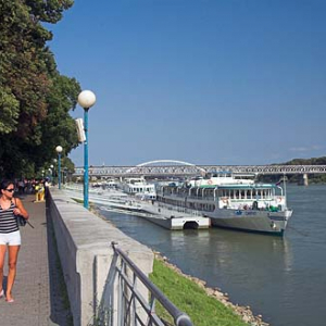 Bratysława port nad Dunajem
