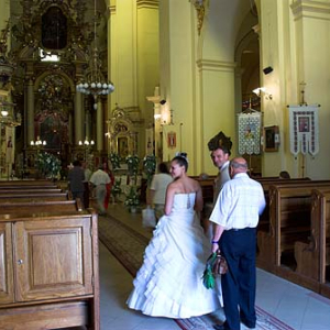 Lwów. Ceremonia ślubu w obrządku Unickim w katedrze św. Jura.