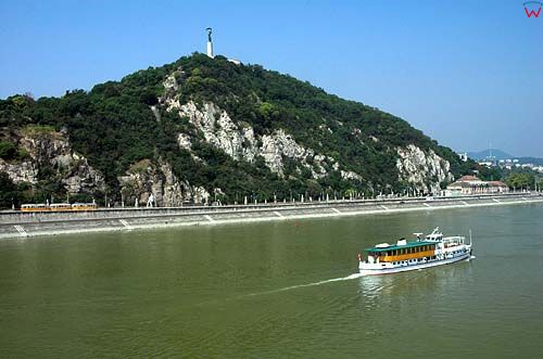 Budapeszt, statki na Dunaju
