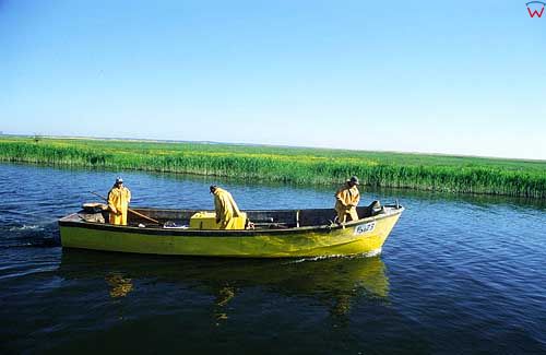 Rybacy na rzece Pasłęce