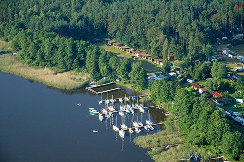 LOTNICZE. PL-Warm-Maz. jezioro Jeziorak, okolica wsi Siemiany.