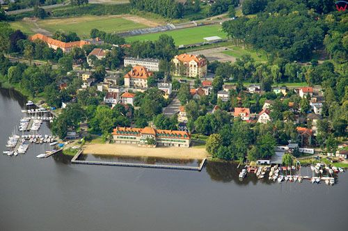 LOTNICZE. PL-Warm-Maz. jezioro Jeziorak, Hotel Kormoran w Ilawie.