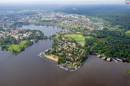 LOTNICZE. PL-Warm-Maz. jezioro Jeziorak, panorama na Ilawe.