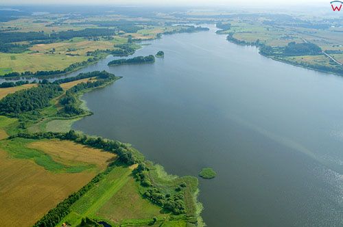 LOTNICZE. PL-Warm-Maz. jezioro Labedz, widok od str. S.