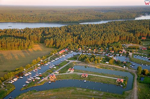 LOTNICZE, Polska, warm-maz. Port Wygryny nad jeziorem Beldany.