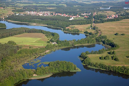 LOTNICZE, Pojezierze Mazurskie (Elckie). Jezioro Ulowki, Rekaty i miejscowosc Stare Juchy.