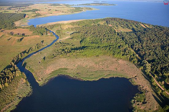Lotnicze, Pl, warm-maz. Pojezierze Mazurskie, jezioro Bialolawki i Kociol.