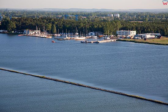 Lotnicze, Pl, Pomorskie. Gorki Zachodnie, port na Smialej Wisle.