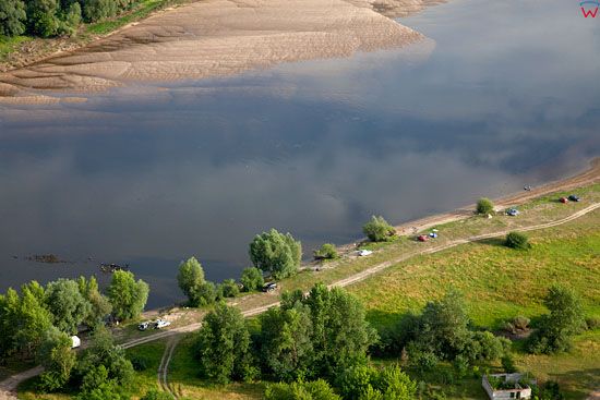 Lotnicze, EU, PL, mazowieckie. Rzeka Narew w okolicy Czarnowa.