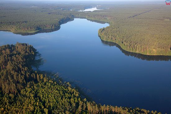 EU. PL, warm - maz. Lotnicze. Jezioro Brzozolasek.