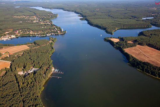 EU, PL, Pomorskie. Pojezierze Kaszubskie. Jeziora: Krzyz jezior Wdzydzkich. Jelenie, Radolne, Golun i Wdzydze.