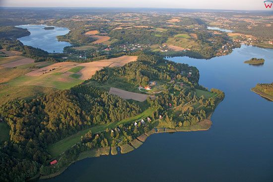 Lotnicze, EU, PL, Pomorskie. Kaszubski Park Krajobrazowy. Jezioro Ostrzyckie i panorama na Brodnice Gorna.   