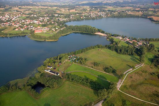 Lotnicze, EU, PL, Pomorskie. Kaszubski Park Krajobrazowy. Jezioro Klodno i Biale.   