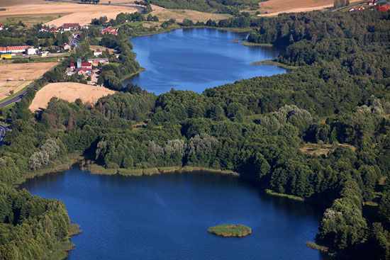 Jezioro Sajmino i Sement Maly. EU, Pl, warm-maz. Lotnicze.