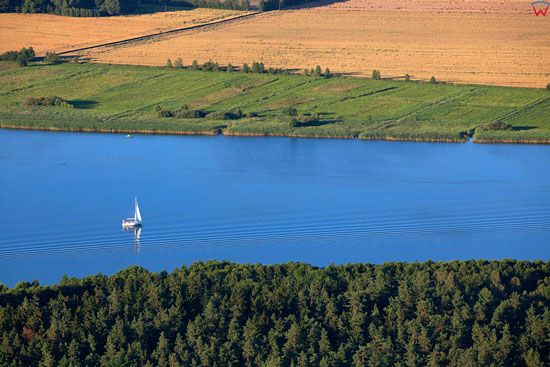 Jezioro Drweckie. EU, Pl, warm-maz. Lotnicze.