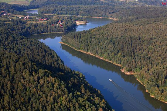 Jezioro Zlotnickie. EU, Pl, Dolnoslaskie. Lotnicze.