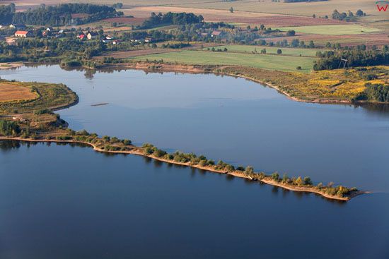 Jezioro Rakowickie. EU, PL, Dolnoslaskie. LOTNICZE.