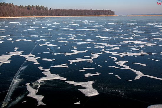Jezioro Kisajno skute lodem. EU, PL, Warm-Maz.