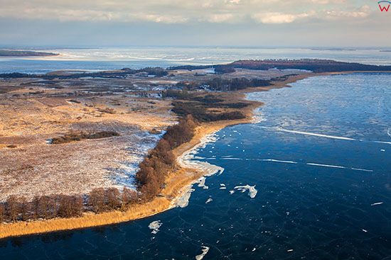 Jezioro Mikolajskie skute lodem, widok od strony NW. EU, Pl, Warm-Maz. Lotnicze.