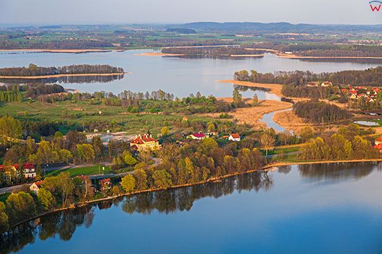 Jezioro Swiecajty i Stregiel w okolicy wsi Ogonki. EU, Pl, Warm-Maz. Lotnicze.