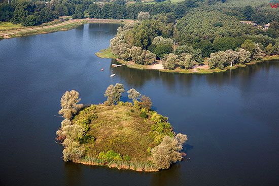 Ostrow Wielkopolski, jezioro Piaski Szczygliczka,. EU, Pl, Wielkopolskie. Lotnicze.