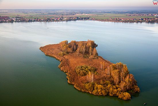 Jezioro Kunickie z wyspÄ…. EU, PL, Dolnoslaskie. Lotnicze.
