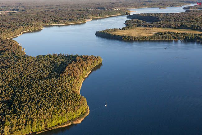 Jezioro Beldany na wysokosci Kamien. EU, PL, Warm-Maz. Lotnicze.