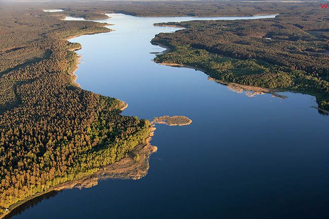 Jezioro Nidzkie na wysokosci Pranie. EU, PL, Warm-Maz. Lotnicze.