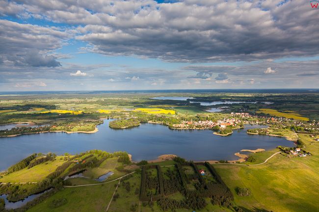 Jezioro Kalwa z panorama na Pasym. EU, Pl, warm-maz. Lotnicze