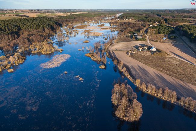 Brodnicki PK, wiosenne rozlewiska rzeki Drwecy, okolica Nowego Dworu. EU, PL, Kujawsko - Pomorskie. Lotnicze