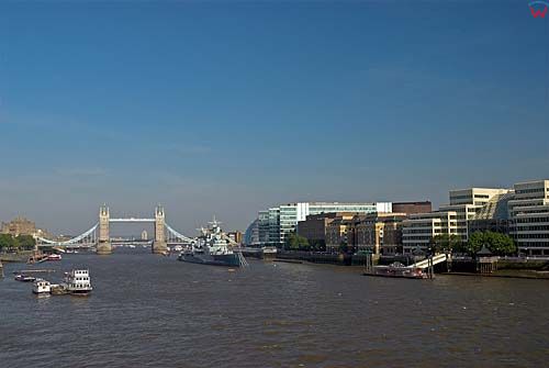 Londyn. Most Tower Bridge na Tamizie