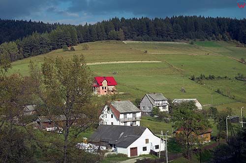 Krzyżówka-wieś w Beskidach