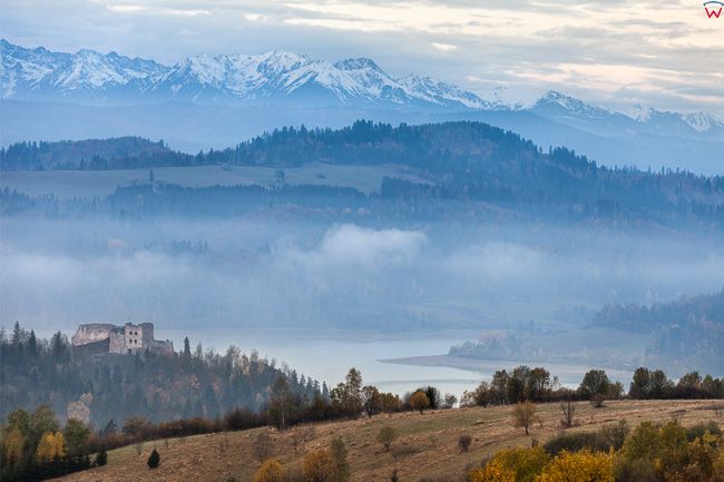 Czorsztyn, panorama na Tatry Bielskie. EU, PL, Malopolskie.