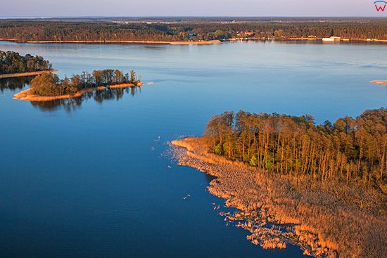 Mazurski Park Krajobrazowy, Jezioro Beldany w okolicy Wygryn. EU, Pl, Warm-Maz. Lotnicze.