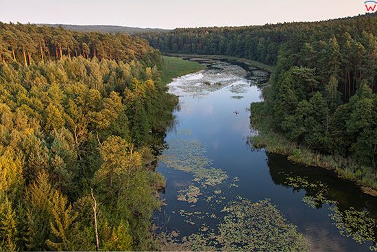 Brodnicki Park Krajobrazowy - Rezerwat Bachotek. Splyw kajakiem. EU, PL, Pomorskie. Lotnicze.
