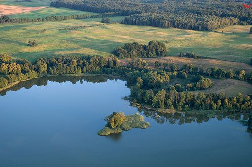LOTNICZE. Polska, warm-maz. Jezioro Leguty.