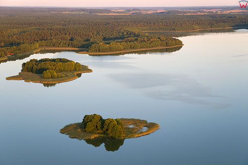 LOTNICZE. Polska, warm-maz. Jezioro Isag.