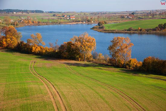 Jesien na Warmii, panorama na jezioro Pierscien, EU, Pl, Warm-Maz. LOTNICZE.