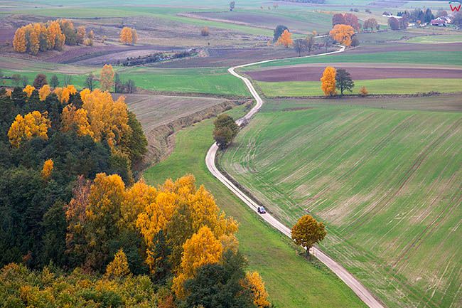 Galiny, panorama jesienna okolicy wsi. EU, Pl, Warm-Maz. Lotnicze.