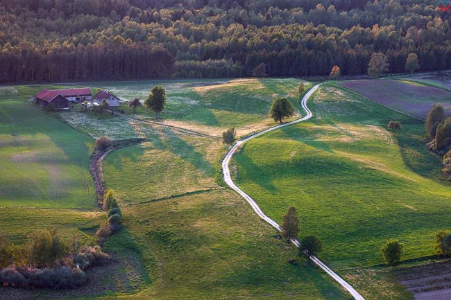 Warmia, okolica Biesowa. EU, Pl, Warm-Maz. Lotnicze.