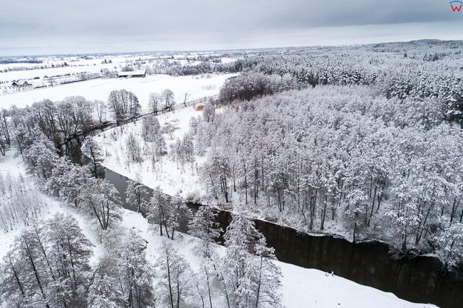 Laniewo, meandry rzeki Lyna w zimowej scenerii. EU, PL, warm-maz. Lotnicze.