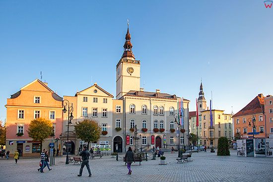 Dzierzoniow, Ratusz i Rynek Miejski. EU, Pl, Dolnoslaskie.