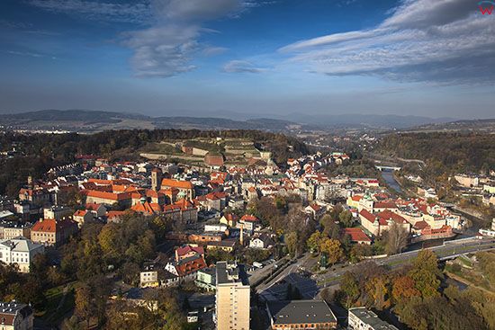 Klodzko, panorama na miasto od strony S. EU, Pl, Dolnoslaskie. Lotnicze.