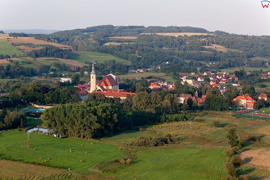 Panorama na Lubomierz. EU, Pl, Dolnoslaskie. Lotnicze.