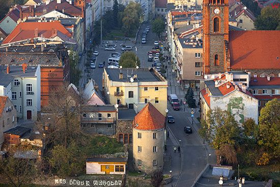Niemcza, rynek miejski z Baszta. EU, PL, Dolnoslaskie. Lotnicze.